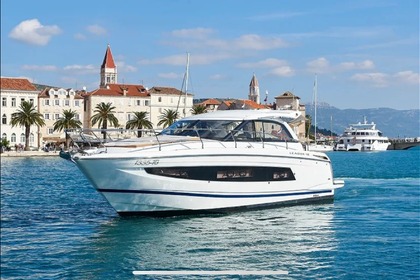 Hire Motorboat Jeanneau Leader 40 Stobreč
