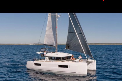 Hire Catamaran  Lagoon 42 Le Marin