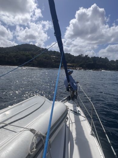 Sarandë Sailboat BAVARIA 40 Cruiser 2009 ( refit 2016 ) alt tag text