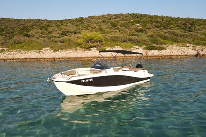 Alquiler Lancha Quicksilver Activ 755 Open Vodice