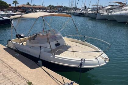 Verhuur Motorboot Jeanneau Cap Camarat 555 Saint-Raphaël