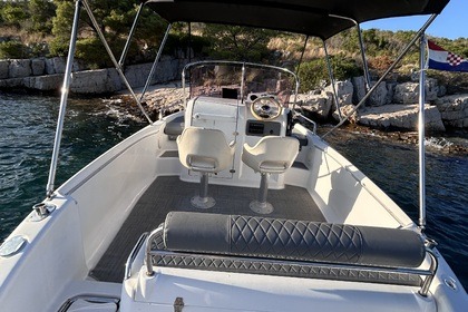 Charter Motorboat Fisher Fisher 20 Stari Grad