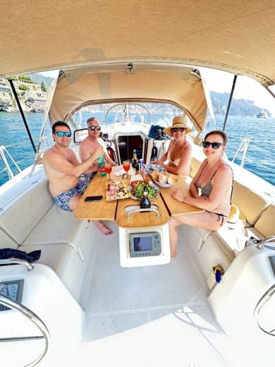 Salerne Sailboat Beneteau Cyclades 43.3 alt tag text