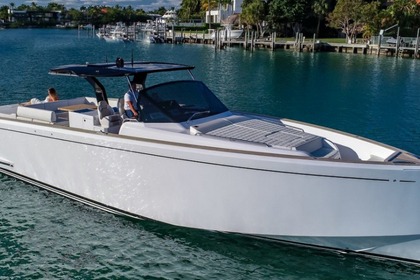 Location Bateau à moteur Pardo 50 Saint-Tropez