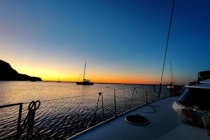 Location Catamaran Fountaine Pajot Lavezzi 40 Canet-en-Roussillon