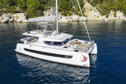 Location Catamaran Catana Group Bali 4.6 - 5 + 2 cab. Sukošan
