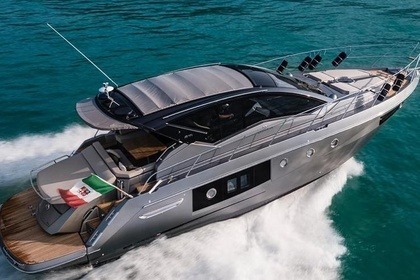 Hire Motorboat Cranchi M44 Saint-Tropez