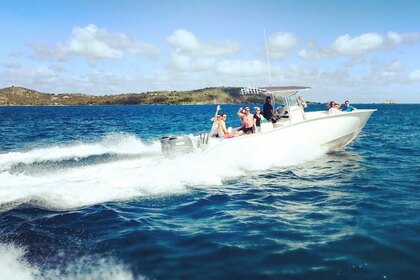 Hire Motorboat Cape Horn 32 centre console Charlotte Amalie