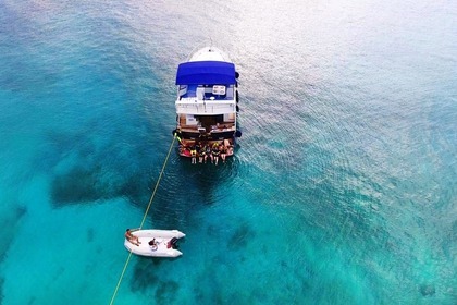 Location Bateau à moteur WAVE RUNNER 50 Athènes