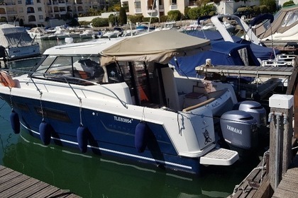 Hire Motorboat JEANNEAU MERRY FISHER 855 Mandelieu-La Napoule