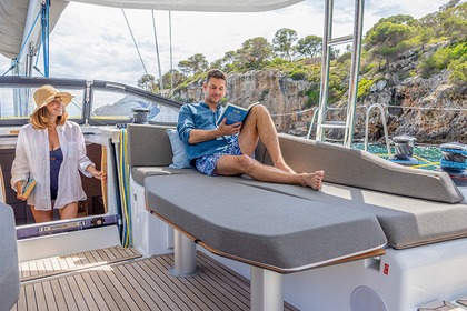 Hire Sailboat  Dufour 48 Šibenik