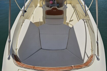 Charter Motorboat Capoforte Invictus fx190 Xàbia