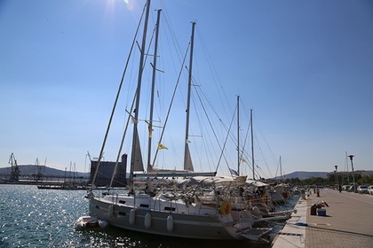 Rental Sailboat BAVARIA Bavaria 36 Skopelos