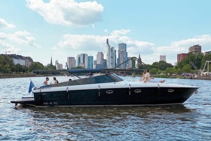 Charter Motorboat Itama Forty Frankfurt