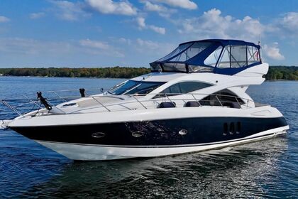 Noleggio Yacht a motore Sunseeker 50 Manhattan Moniga del Garda