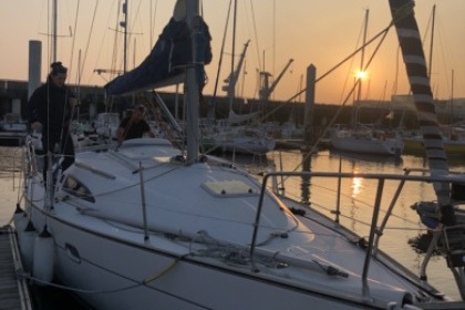 Verhuur Zeilboot Jeanneau Sun odyssey 32 Brest