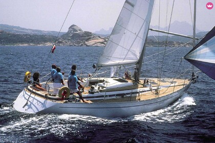 Miete Segelboot Del Pardo Grand Soleil 39 La Spezia