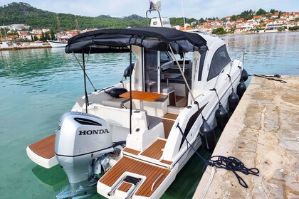 Charter Motorboat Beneteau Antares 8 Zadar