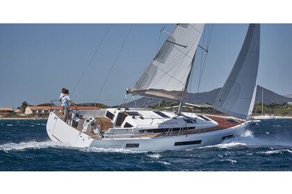 Location Voilier  Sun Odyssey 440 Nea Peramos