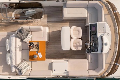 Noleggio Yacht a motore Princess Princess FLY 62 Costa Smeralda