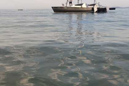 Verhuur Catamaran Force engineering Stilleto 27 Saint-Tropez