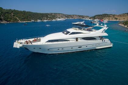 Alquiler Yate Ferretti 2003 Bodrum