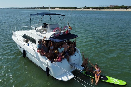 Location Bateau à moteur Cantieri  Navieri 34 FLY Huelva