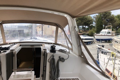 Location Voilier BENETEAU Oceanis 38 Loano