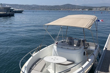 Miete Motorboot CAP CAMARAT CAP CAMARAT 5.5 CC 2015 Antibes