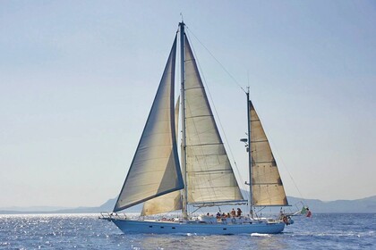 Location Voilier  Ketch 65 Procida