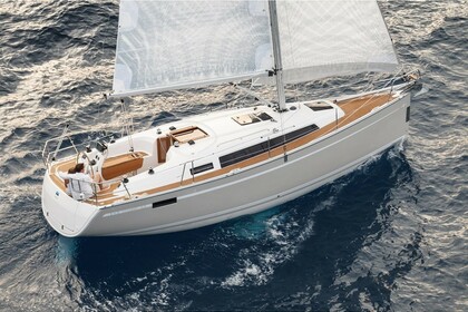 Hire Sailboat BAVARIA 33 CRUISER Biograd na Moru