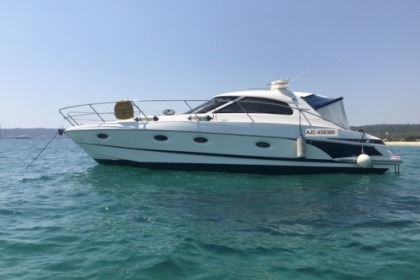 Rental Motorboat Elan Elan 35 Saint-Tropez