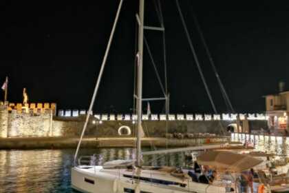 Hire Sailboat JEANNEAU SUN ODYSSEY 440 Corfu