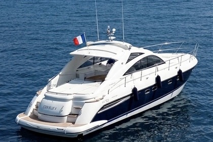 Noleggio Yacht Fairline TARGA 47 GT Mandelieu-la-Napoule