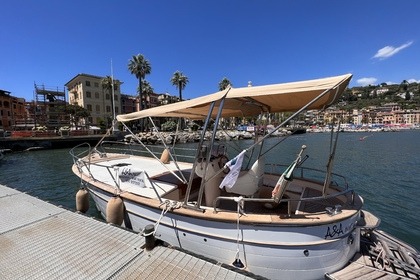 Charter Motorboat Mimi Gozzo - Refitting 2022 Portofino