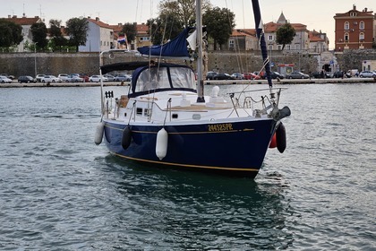 Hire Sailboat Chris Craft Caribbean 35 Zadar