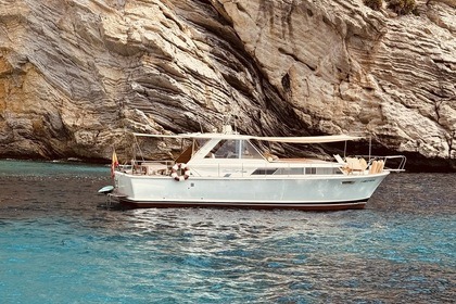 Location Bateau à moteur Chris Craft Commander 38 Andratx