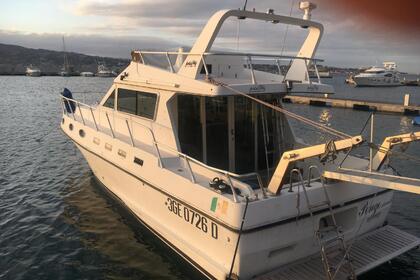 Hire Motorboat Piantoni Hurricane 35Fly Villa San Giovanni