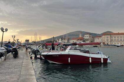 Rental Motorboat Atlantic 750 OPEN + Honda 250 hp Trogir