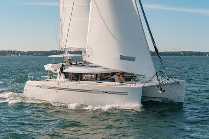 Alquiler Catamarán LAGOON Lagoon 450 Sport Top Le Marin