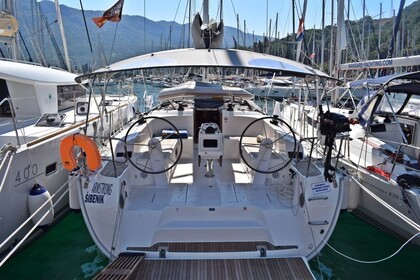 Location Voilier Bavaria Yachtbau Bavaria Cruiser 46 - 4 cab. Zaton