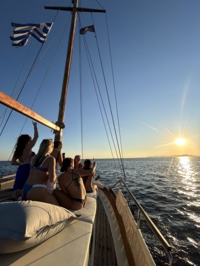 Sailboat traditional wooden boat Planta da embarcação