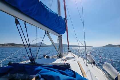 Rental Sailboat Beneteau Oceanis 393 Novalja