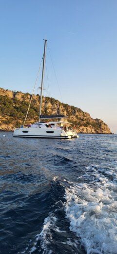 Palma de Mallorca Catamaran Fountaine Pajot Isla 40 alt tag text