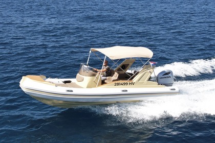 Rental Motorboat Aquamax 23-BRAND NEW Hvar