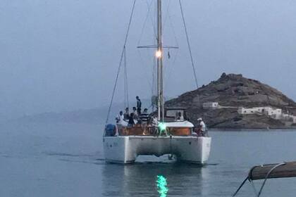 Location Catamaran LAGOON 400 Mykonos