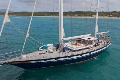 Charter Sailboat Jongert 21S Puerto de Alcudia