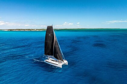 Hire Catamaran Leopard Catamarans / Robertson & Caine Leopard 52 Marina di Portorosa