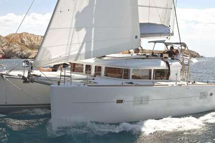 Charter Catamaran LAGOON 400 S2 Corfu