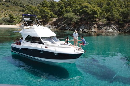 Rental Motorboat Beneteau Antares 980 Chalkidiki